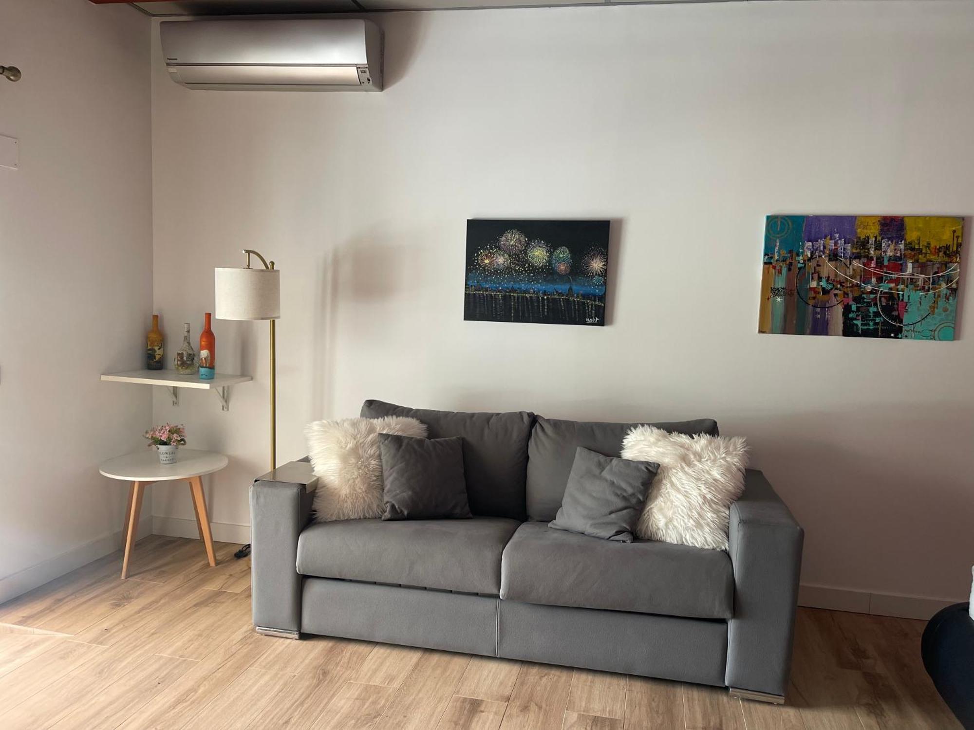 Habitación con cama extra doble más sofa cama apta hasta para 4 personas con baño privado San Vicente Raspeig Exterior foto